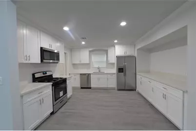 1000 Plymouth Drive, Austin, TX 78758 - Photo 4