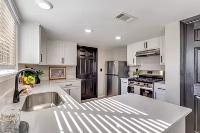 12901 Lamplight Village Avenue, Austin, TX 78727 - Photo 10