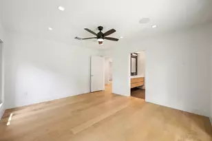 8900 Point W Dr, Austin, TX 78759 - Photo 22