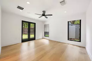 8900 Point W Dr, Austin, TX 78759 - Photo 20