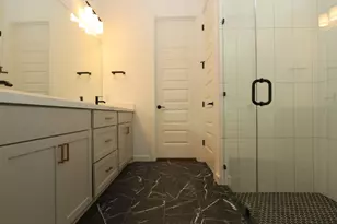 200 Bishop Wood Rd, Dripping Springs, TX 78620 - Photo 10