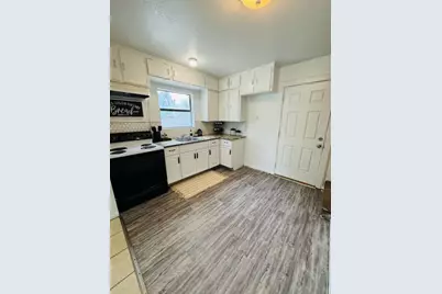 622 Trinity Street, Lockhart, TX 78644 - Photo 4