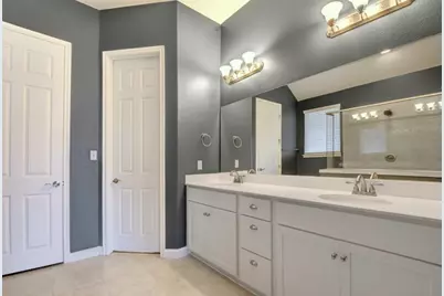 15605 Cinca Terra Drive, Bee Cave, TX 78738 - Photo 14