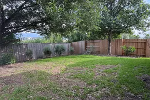 11633 Sun Glass Dr, Manor, TX 78653 - Photo 6
