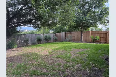 11633 Sun Glass Drive, Manor, TX 78653 - Photo 6