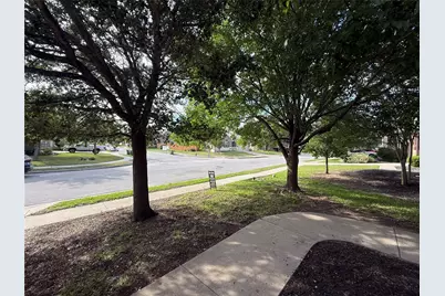 11633 Sun Glass Drive, Manor, TX 78653 - Photo 10