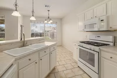 108 Prairie Springs Cove, Georgetown, TX 78626 - Photo 12