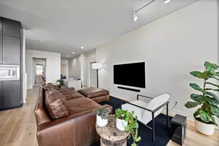 555 E 5th St, Austin, TX 78701 - Photo 16