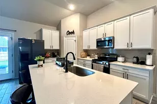 115 Forsythia Trail, Bastrop, TX 78602 - Photo 10