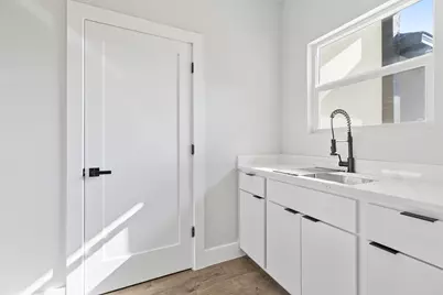 320 Kahana Lane, Bastrop, TX 78602 - Photo 32