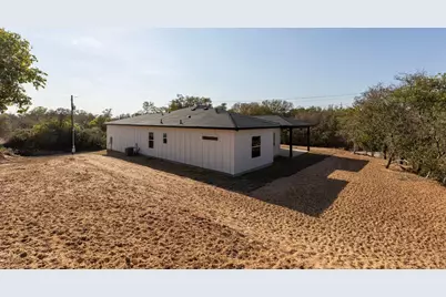 320 Kahana Lane, Bastrop, TX 78602 - Photo 36