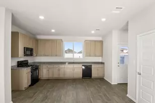 153 Daylily Dr, Elgin, TX 78621 - Photo 20