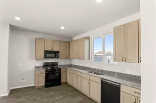 153 Daylily Dr, Elgin, TX 78621 - Photo 18