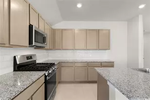 13701 Tucker Hedge Pass, Elgin, TX 78621 - Photo 40