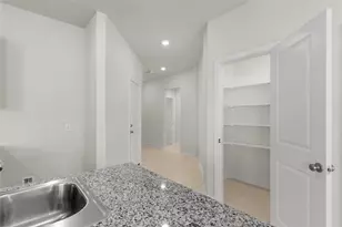 13701 Tucker Hedge Pass, Elgin, TX 78621 - Photo 42