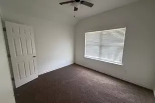 2913 Inks Lake Dr, Pflugerville, TX 78660 - Photo 10