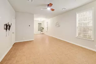 1310 Parmer Ln, Austin, TX 78727 - Photo 4