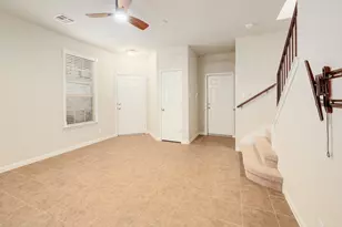 1310 Parmer Ln, Austin, TX 78727 - Photo 6