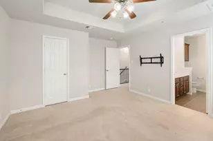 1310 Parmer Ln, Austin, TX 78727 - Photo 16
