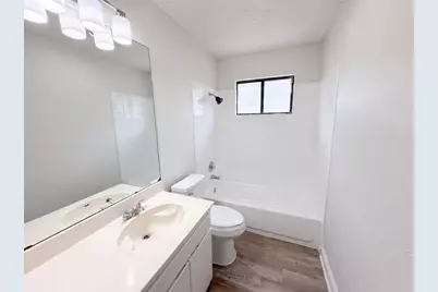 16207 Parkway Drive, Pflugerville, TX 78660 - Photo 12