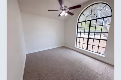 16207 Parkway Drive, Pflugerville, TX 78660 - Photo 10