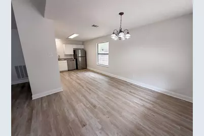16207 Parkway Drive, Pflugerville, TX 78660 - Photo 8