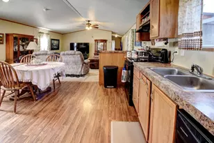 106 Lakewood Dr, Bastrop, TX 78602 - Photo 12