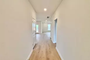 516 Salamander St, San Marcos, TX 78666 - Photo 2