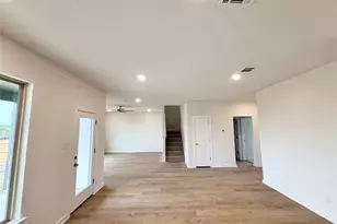 516 Salamander St, San Marcos, TX 78666 - Photo 4