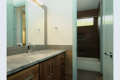 306 Franklin Boulevard #B, Austin, TX 78751 - Photo 18