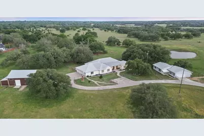 8169 Ranch Road 2338, Georgetown, TX 78633 - Photo 2