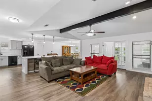 114 Cedar Dr, Mountain City, TX 78610 - Photo 6