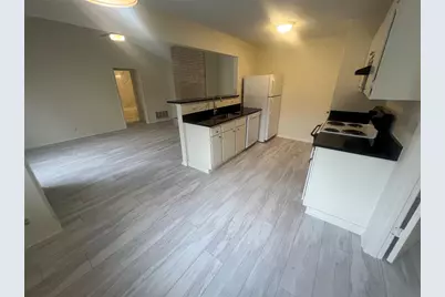 807 Lloyd Lane #A, Elgin, TX 78621 - Photo 4
