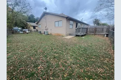 807 Lloyd Lane #A, Elgin, TX 78621 - Photo 14