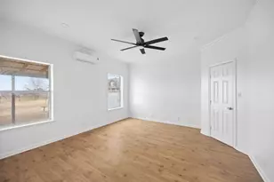 610 Eastview Dr, Georgetown, TX 78626 - Photo 12