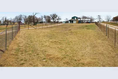 610 Eastview Drive, Georgetown, TX 78626 - Photo 34