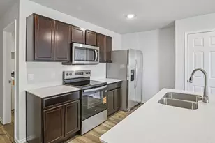 149 Wyatt Wy, Jarrell, TX 76537 - Photo 18