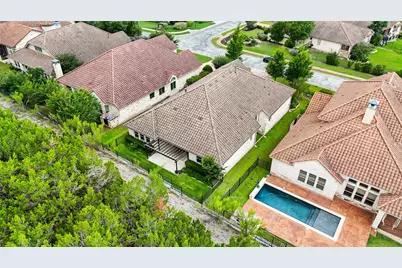 201 Antigua Way, Lakeway, TX 78738 - Photo 32