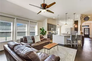 701 Cardenas Ln, Austin, TX 78748 - Photo 8