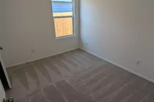 583 Commander Abbott Dr, Jarrell, TX 76537 - Photo 18