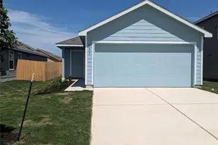 583 Commander Abbott Dr, Jarrell, TX 76537 - Photo 2