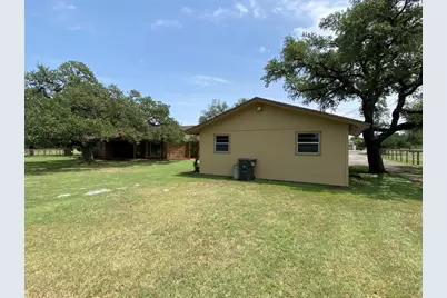 140 Oakridge Road, Georgetown, TX 78628 - Photo 18