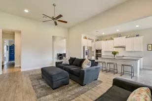 2009 Waterview Rd, Georgetown, TX 78628 - Photo 6