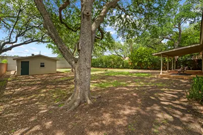 4107 Columbine Drive, Austin, TX 78727 - Photo 32