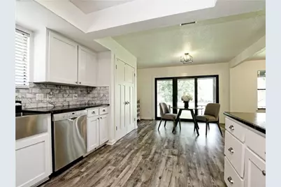 730 Vanguard Street, Lakeway, TX 78734 - Photo 6