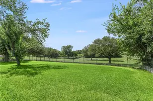 730 Vanguard St, Lakeway, TX 78734 - Photo 24