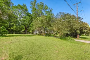 528 Old McDade Rd, Elgin, TX 78621 - Photo 38