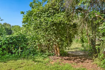 528 Old McDade Road, Elgin, TX 78621 - Photo 36
