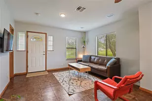 528 Old McDade Rd, Elgin, TX 78621 - Photo 8