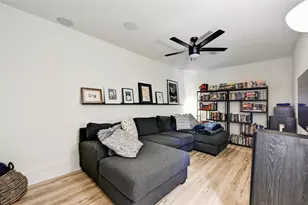 9702 Oriole Dr, Austin, TX 78753 - Photo 10